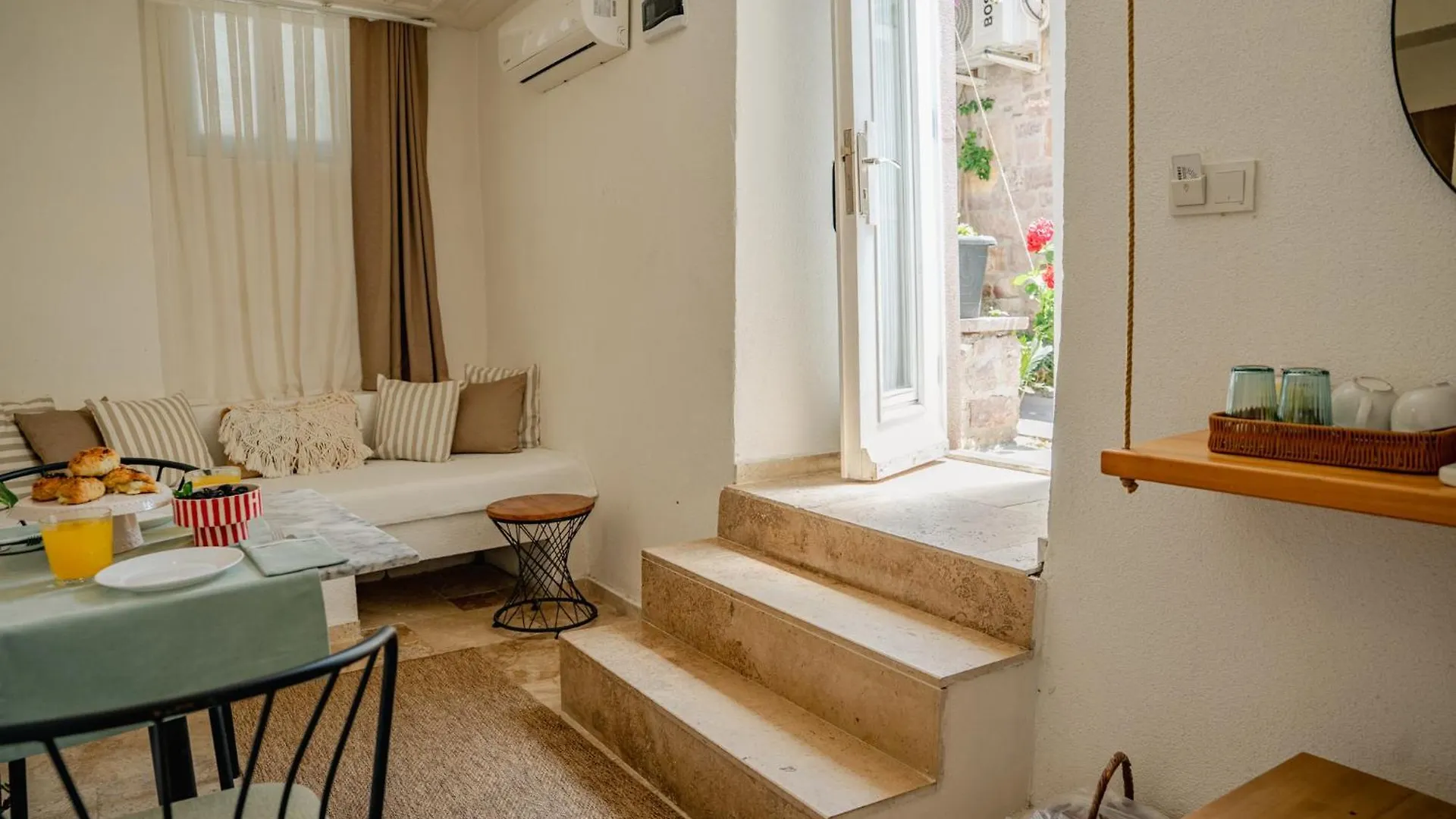 Cunda Ilios Otel Ayvalı